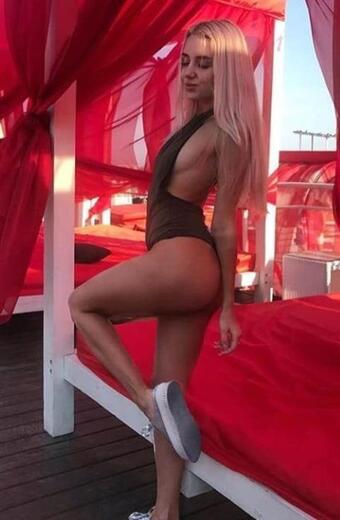 Индивидуалка Питера Вика, у метро Горьковская